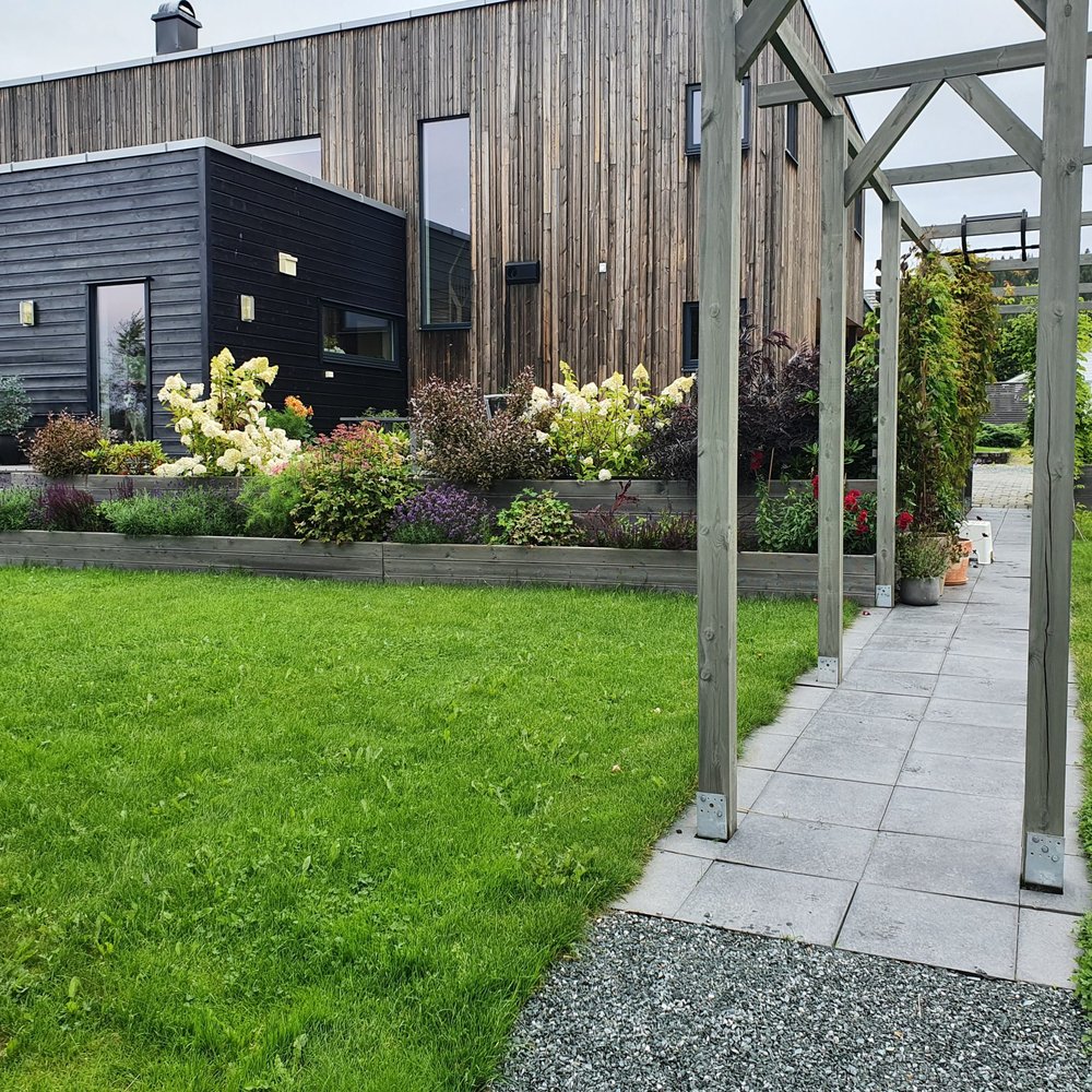 prosjekt-pergola Ferdig hage på en sesong — landskapsarkitekt prosjekt